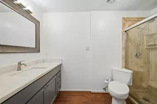 1201 Bering Dr, Houston, TX 77057 - Photo 25