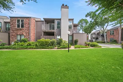 1201 Bering Drive #6, Houston, TX 77057 - Photo 1