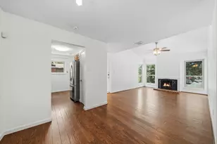 1201 Bering Dr, Houston, TX 77057 - Photo 9
