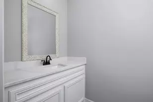 1737 E Lake Dr, Huntsville, TX 77340 - Photo 17