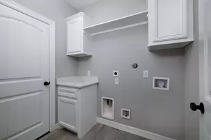 1737 E Lake Dr, Huntsville, TX 77340 - Photo 29