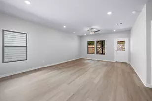 12207 Ridge Top Dr, Conroe, TX 77304 - Photo 9