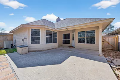 10542 Parkside Drive, Willis, TX 77318 - Photo 31