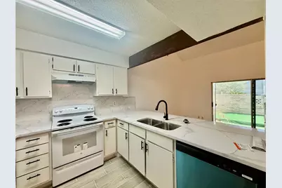 12922 Wirevine Lane, Houston, TX 77072 - Photo 15