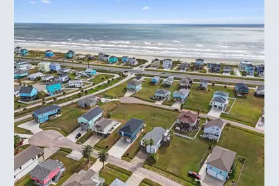 23111 Buena, Galveston, TX 77554 - Photo 7