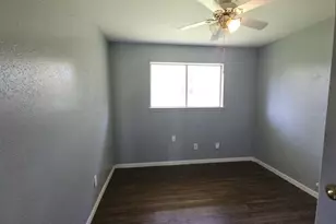 7623 Kellwood Dr, Houston, TX 77040 - Photo 9