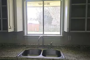 7623 Kellwood Dr, Houston, TX 77040 - Photo 5