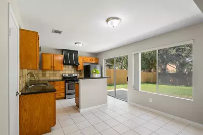 2922 Whetrock Lane, Sugar Land, TX 77479 - Photo 9