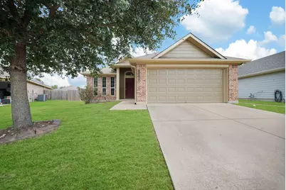 110 Oakwood Court, Huntsville, TX 77320 - Photo 1