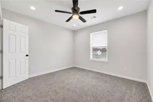 6320 Laura Koppe Rd, Houston, TX 77016 - Photo 9