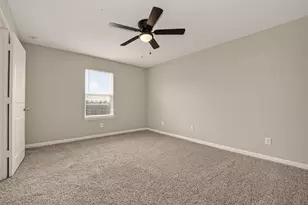 9407 Grand Spark Dr, Rosharon, TX 77583 - Photo 9