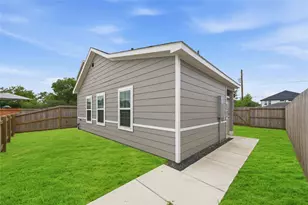 6431 Paris St, Houston, TX 77021 - Photo 23