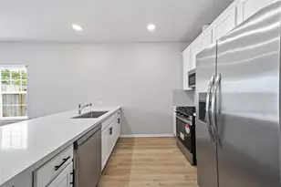 6431 Paris St, Houston, TX 77021 - Photo 9