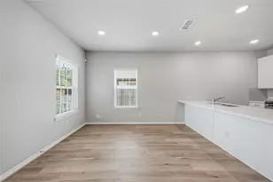 6431 Paris St, Houston, TX 77021 - Photo 7
