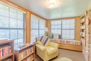 1804 Lakeview Dr, Brenham, TX 77833 - Photo 9