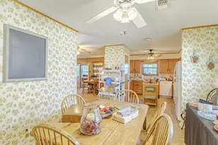 1804 Lakeview Dr, Brenham, TX 77833 - Photo 11