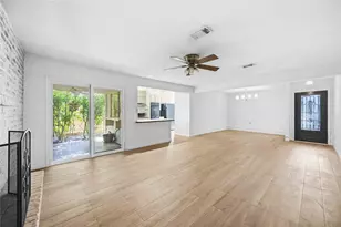 16202 Mill Point Dr, Houston, TX 77059 - Photo 9