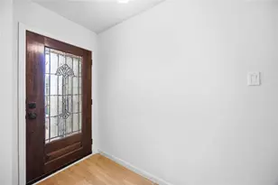 16202 Mill Point Dr, Houston, TX 77059 - Photo 5