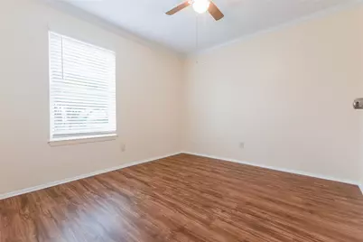 5614 Briarwood Forest Drive, Houston, TX 77088 - Photo 33