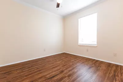 5614 Briarwood Forest Drive, Houston, TX 77088 - Photo 35