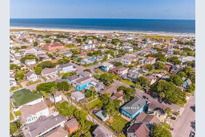 1224 Avenue K, Galveston, TX 77550 - Photo 1