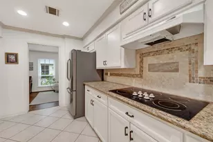 14690 Perthshire Rd, Houston, TX 77079 - Photo 17