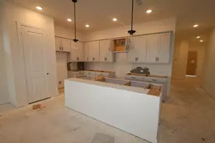 8910 Moose Trl, Iowa Colony, TX 77578 - Photo 9