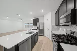 30706 Windermere Peaks Ln, Fulshear, TX 77441 - Photo 9