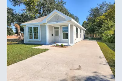 620 W 19th Street, Port Arthur, TX 77640 - Photo 1