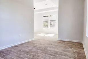 620 W 19th St, Port Arthur, TX 77640 - Photo 7