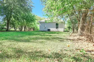 620 W 19th St, Port Arthur, TX 77640 - Photo 9