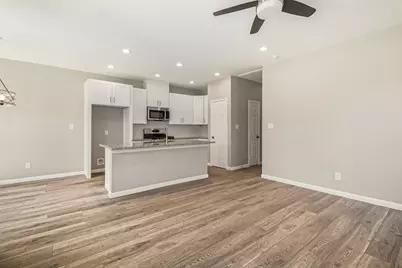 4645 Larkspur Street #A, Houston, TX 77051 - Photo 5