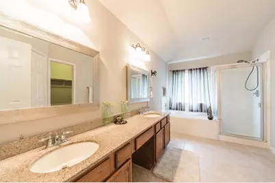 9934 Barr Lake Drive, Houston, TX 77095 - Photo 11