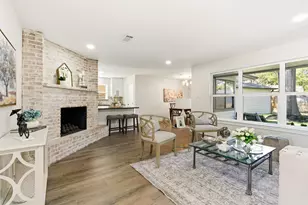 12510 Deep Spring Ln, Houston, TX 77077 - Photo 11