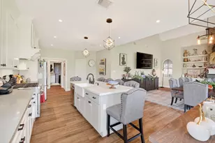 24710 Creekview Dr, Spring, TX 77389 - Photo 15