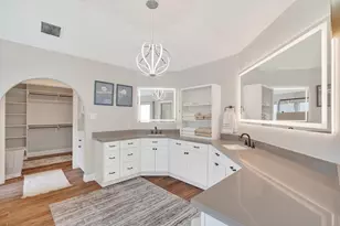 24710 Creekview Dr, Spring, TX 77389 - Photo 19
