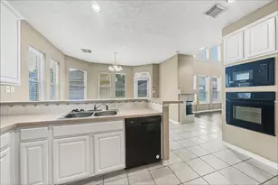 17507 Whispering Star Ct, Houston, TX 77095 - Photo 3