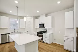 2171 Boardwalk Ln, Kemah, TX 77565 - Photo 9