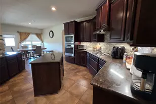 2706 Topaz Cove Ln, Iowa Colony, TX 77583 - Photo 11