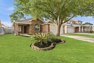 18815 Cluster Oaks Dr, Magnolia, TX 77355 - Photo 3