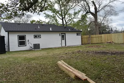 204 Texas Street, Daisetta, TX 77533 - Photo 21