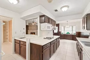 9607 Dornoch Dr, Spring, TX 77379 - Photo 11