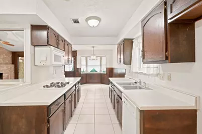9607 Dornoch Drive, Spring, TX 77379 - Photo 13