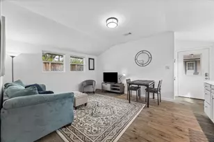 510 S Belknap St, Sugar Land, TX 77478 - Photo 21