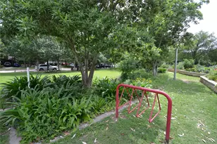 1517 Bonnie Brae St, Houston, TX 77006 - Photo 37
