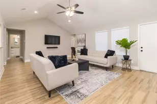 5447 Deer Timbers Trail, Humble, TX 77346 - Photo 3