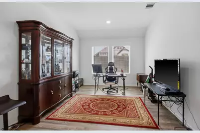 12331 English Mist Drive, Houston, TX 77044 - Photo 7