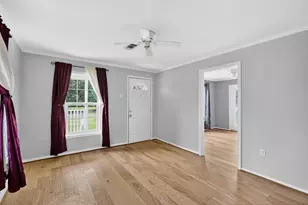 701 Lee Ave, Anahuac, TX 77514 - Photo 13