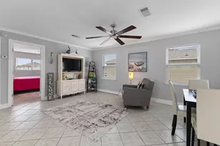 66 Tarpon St, Bayou Vista, TX 77563 - Photo 7