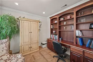 2127 Thicket Ridge Ln, Houston, TX 77077 - Photo 9